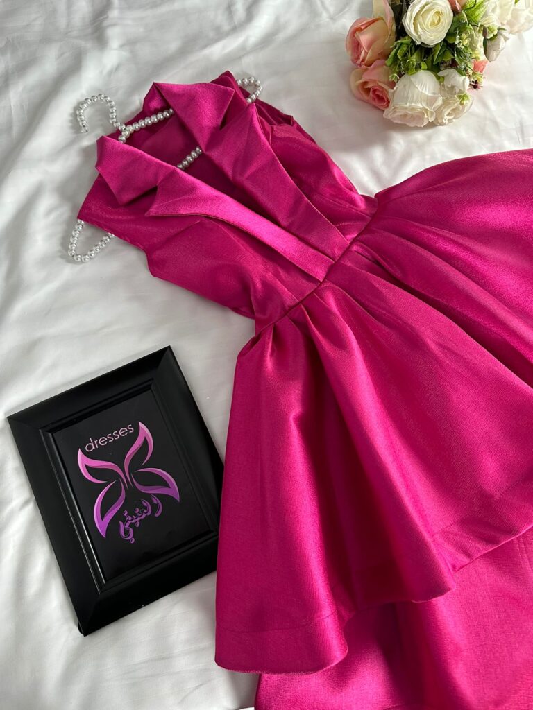 ⁦فستان سهرة لون فوشي⁩ - الصورة ⁦3⁩