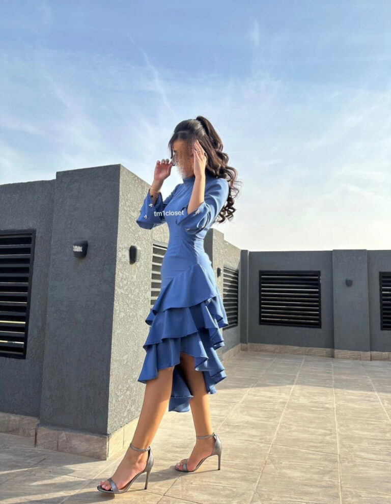 ⁦فستان سهرة قصيرة⁩ - الصورة ⁦4⁩