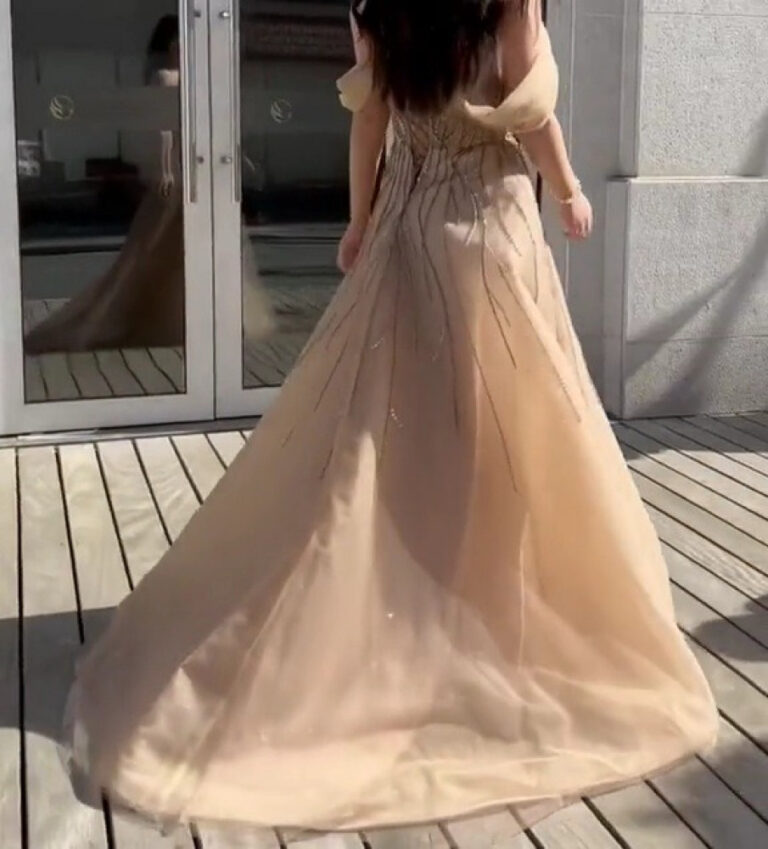 ⁦فساتين سهرة ناعمة⁩ - الصورة ⁦3⁩
