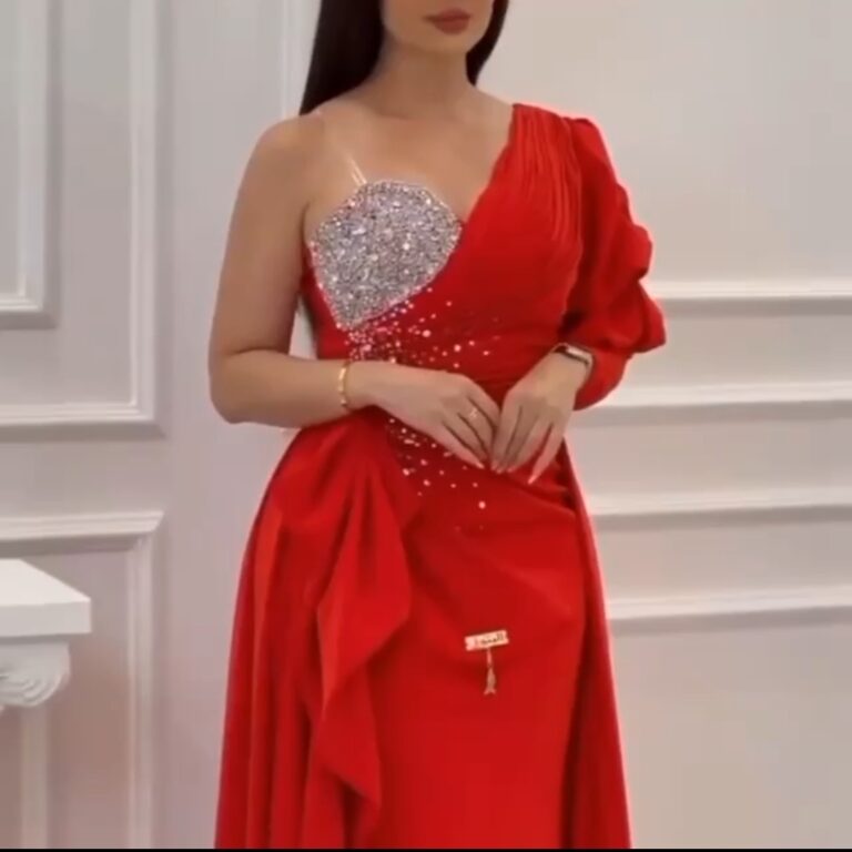 فساتين مناسبات