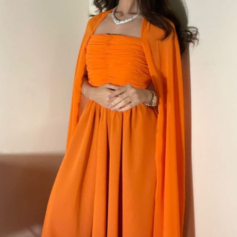 فساتين ناعمه