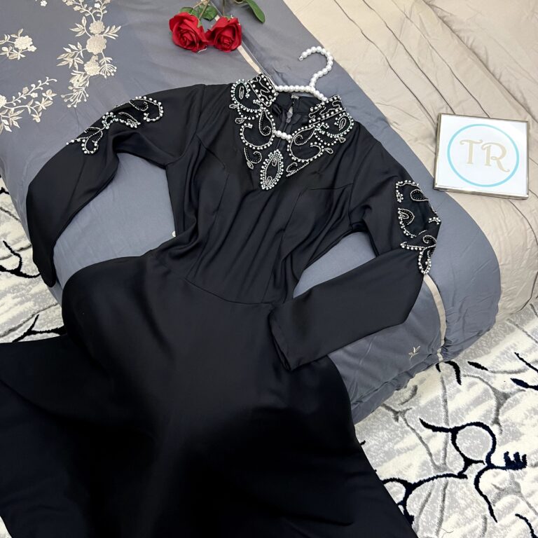 ⁦فساتين سهرة لون اسود⁩ - الصورة ⁦3⁩