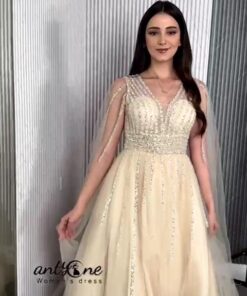 فساتين دانتيل