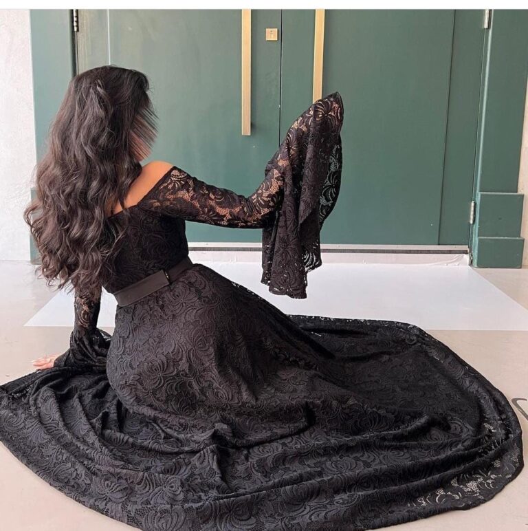 ⁦فساتين دانتيل اسود⁩ - الصورة ⁦2⁩