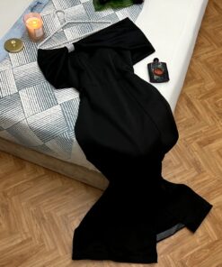 Alternative view of فساتين لون اسود