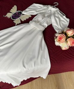 فساتين اوف وايت