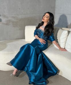 فستان فخم وجميل