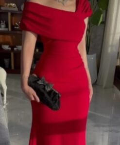 فساتين سهرة لون احمر