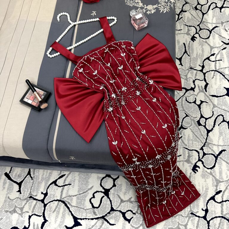 فساتين جملية جدا