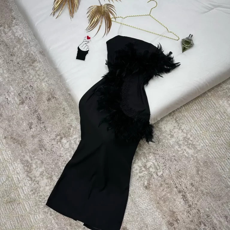 ⁦فساتين سوداء⁩ - الصورة ⁦2⁩