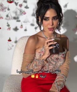 Alternative view of فساتين مليكة