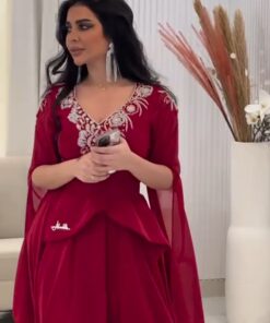 فساتين لون واحد لون احمر