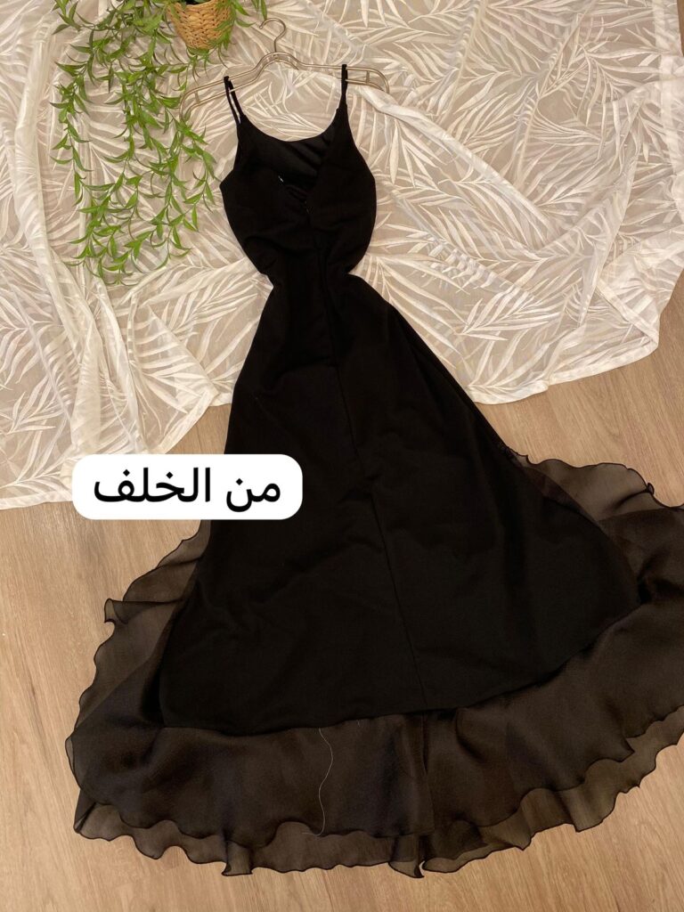 ⁦فستان لون اسود كريب⁩ - الصورة ⁦2⁩