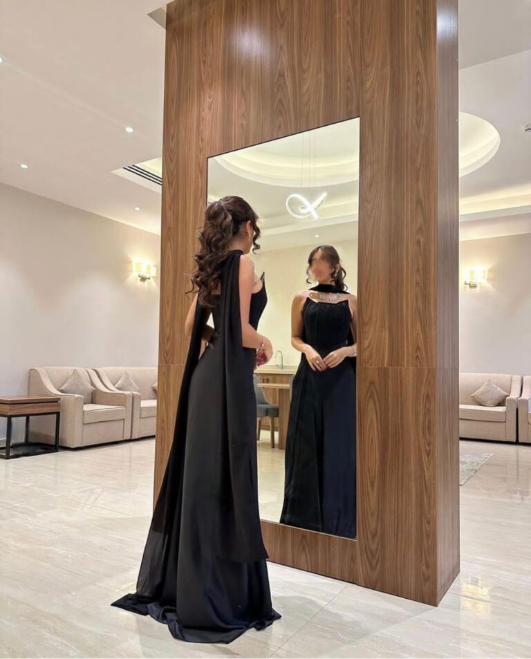 ⁦فساتين لون أسود⁩ - الصورة ⁦2⁩