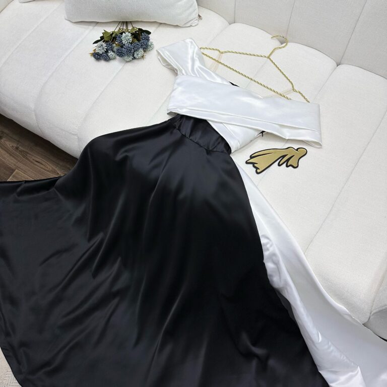 ⁦فساتين لون اسود⁩ - الصورة ⁦2⁩