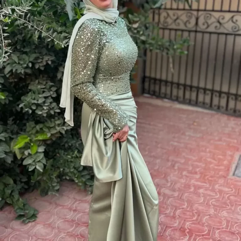 فساتين جميلة