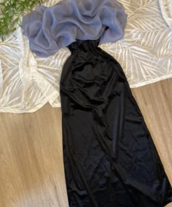 فساتين مخمل