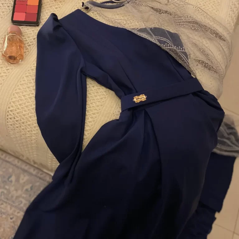 ⁦فساتين خطوبة لون كحلى⁩ - الصورة ⁦3⁩