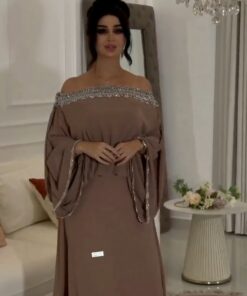 فساتين جميلة وناعمة