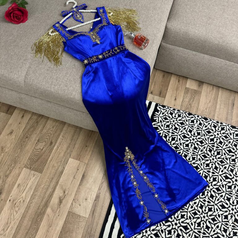 ⁦فساتين مخمل⁩ - الصورة ⁦4⁩