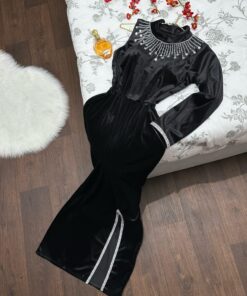 Alternative view of فساتين مخمل لون اسود