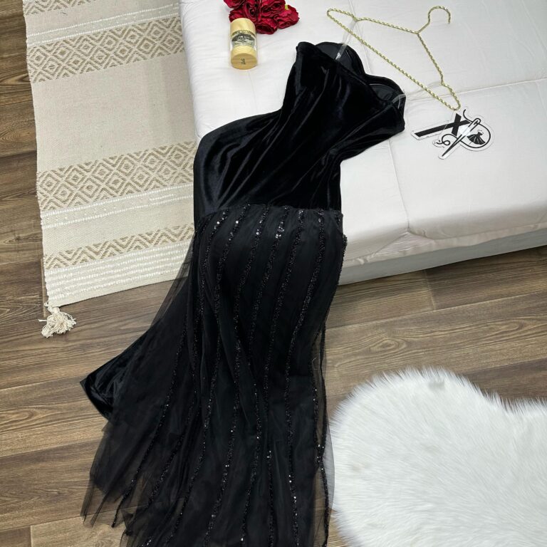 ⁦فساتين سهرة أسود⁩ - الصورة ⁦4⁩