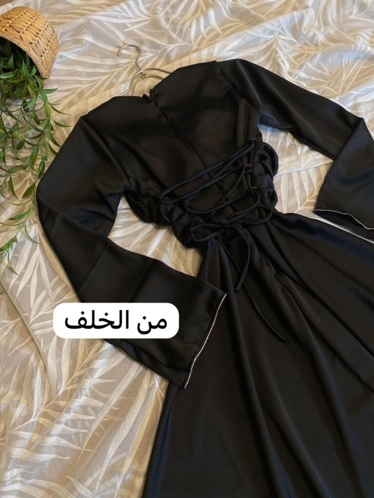 ⁦فساتين سهرة لون أسود⁩ - الصورة ⁦2⁩