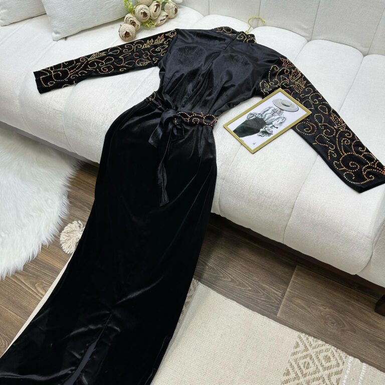 ⁦فساتين سهرة مخمل جميلة⁩ - الصورة ⁦7⁩