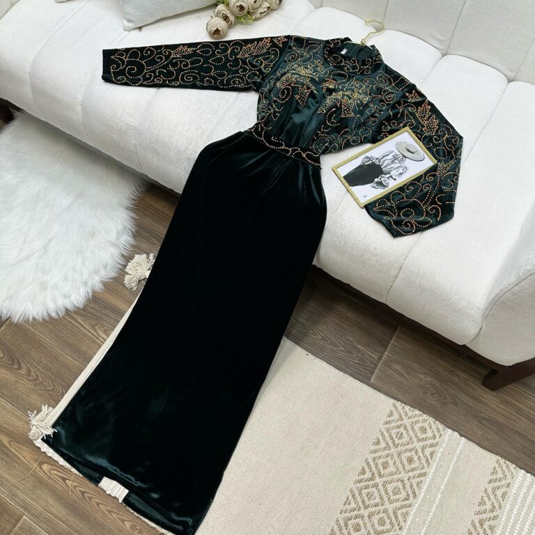 ⁦فساتين سهرة مخمل جميلة⁩ - الصورة ⁦5⁩