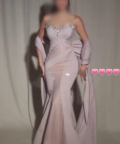 فساتين مشاهير