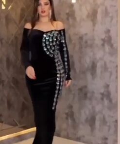 فساتين مخمل