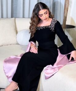 فستان لون أسود جميل