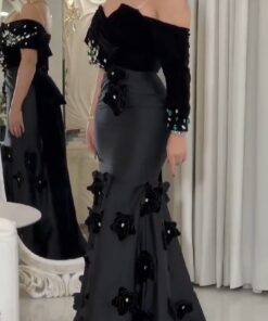 Alternative view of فستان أسود خامة شانطون +قطيفه متطرز