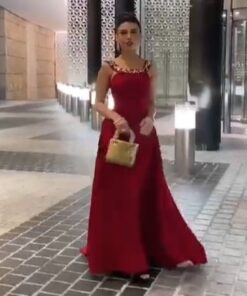 فستان سهرة لون احمر