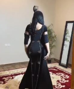 Alternative view of فساتين قطيفة