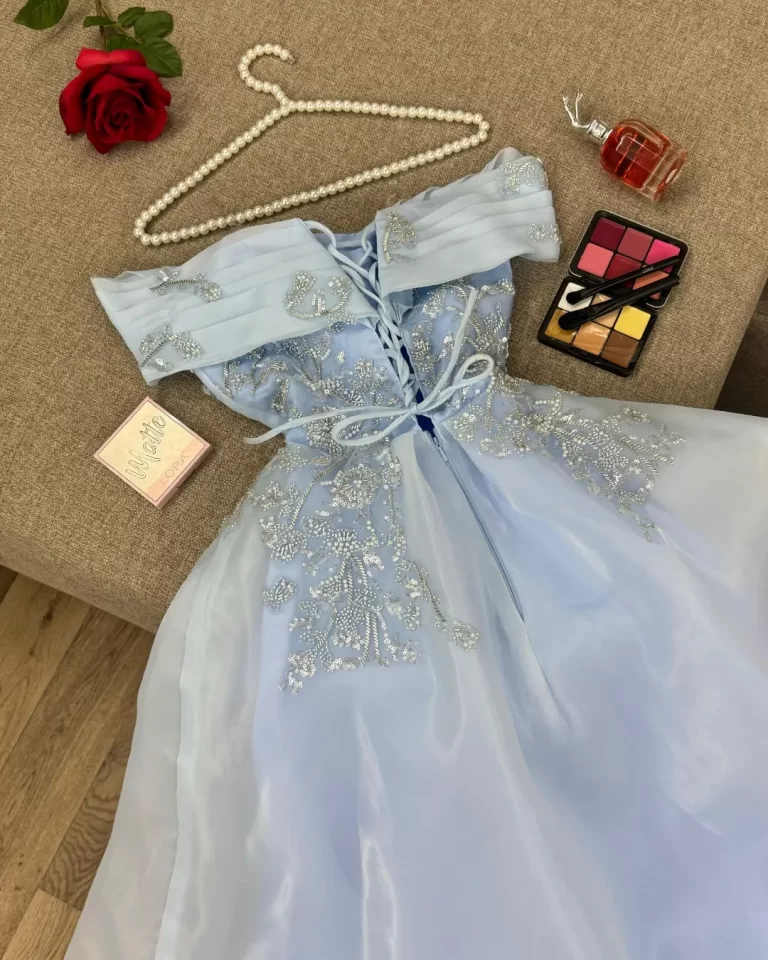 ⁦فستان سهرة منفوشة⁩ - الصورة ⁦4⁩