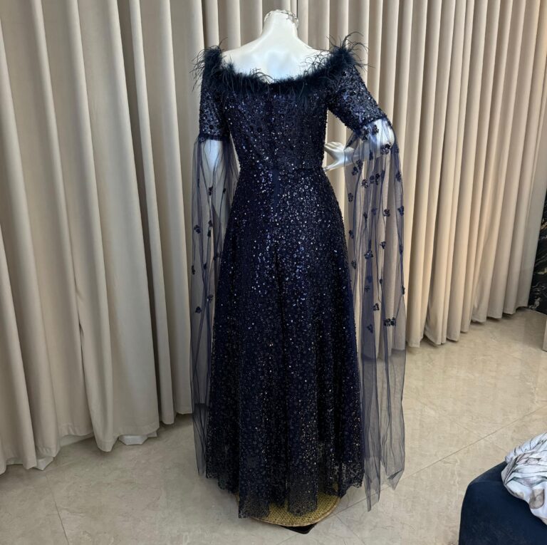 ⁦فستان سهرة  كحلي⁩ - الصورة ⁦4⁩