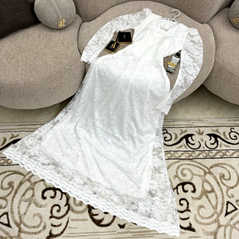 ⁦فستان سهرة دانتيل⁩ - الصورة ⁦4⁩