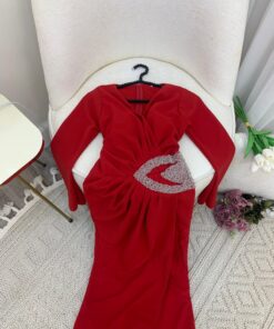 Alternative view of فساتين سهرة لون أحمر