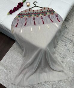 Alternative view of جلابيات مناسبات