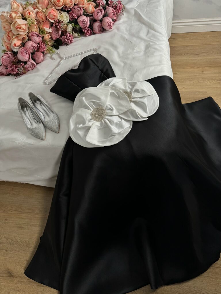 ⁦فساتين سهرة أسود طويل⁩ - الصورة ⁦2⁩