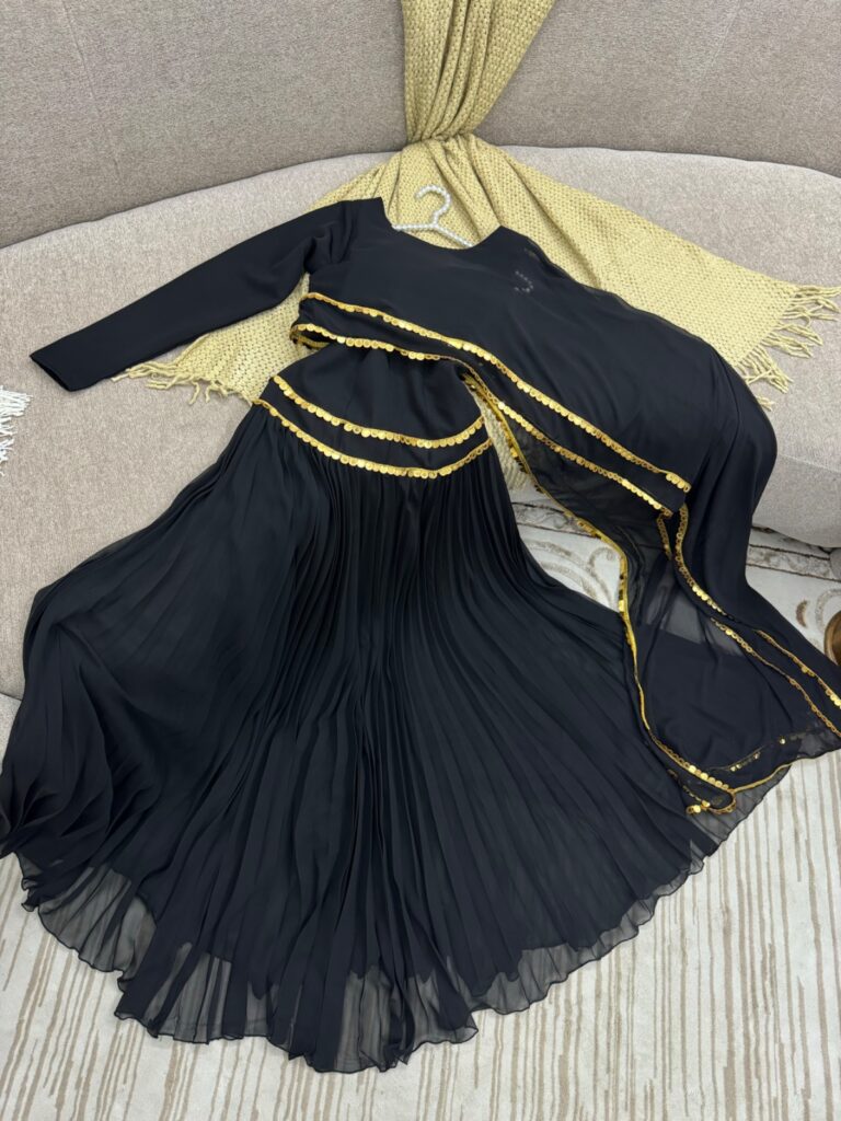 ⁦فستان سهرة لون أسود فخم وانيق⁩ - الصورة ⁦2⁩