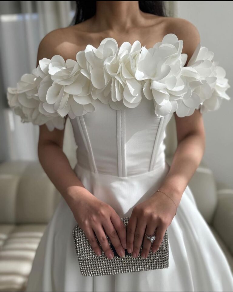 ⁦فساتين سهرة لون ابيض⁩ - الصورة ⁦2⁩