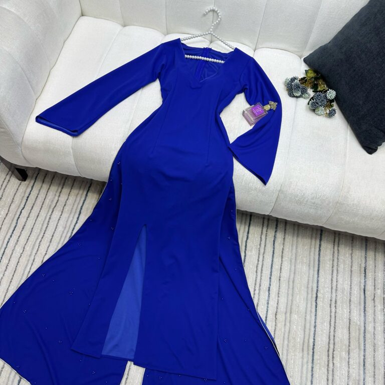 ⁦فستان سهرة ب أكمام طويلة⁩ - الصورة ⁦4⁩