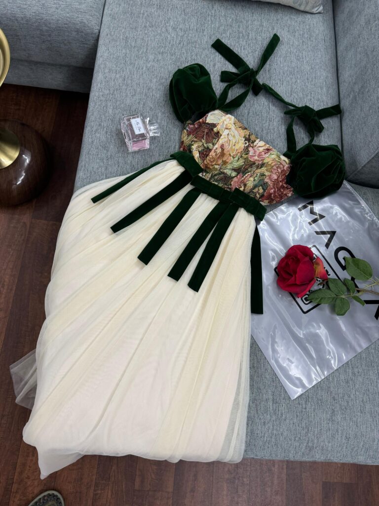 ⁦فستان سهرة ببج⁩ - الصورة ⁦2⁩