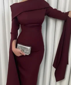 فستان سهرة لون عنابي