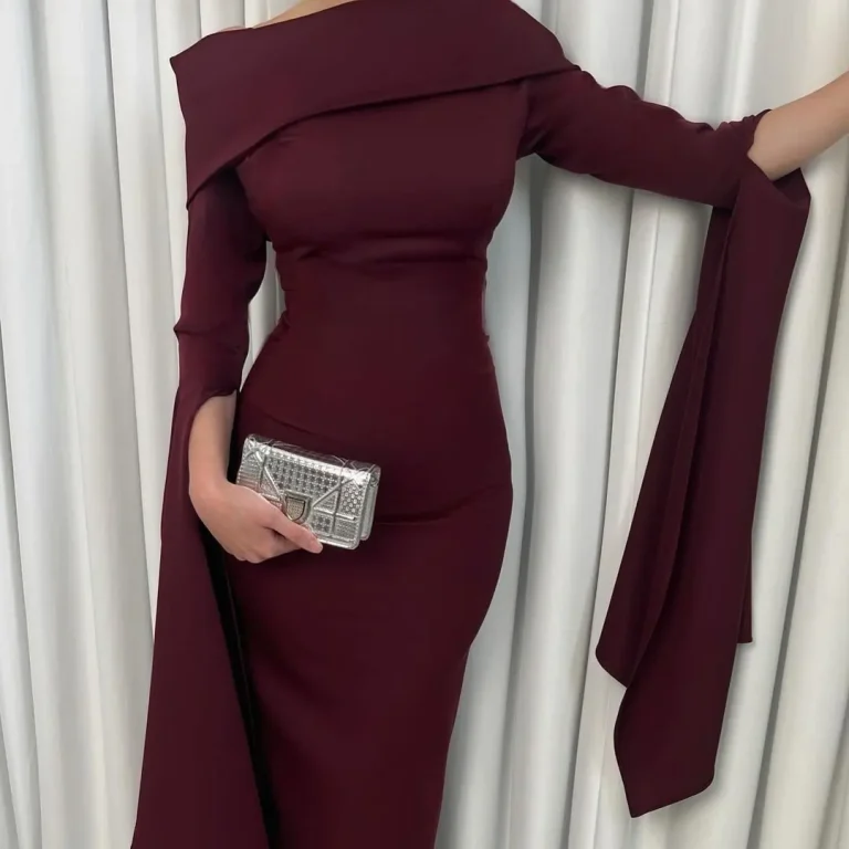 فستان سهرة لون عنابي
