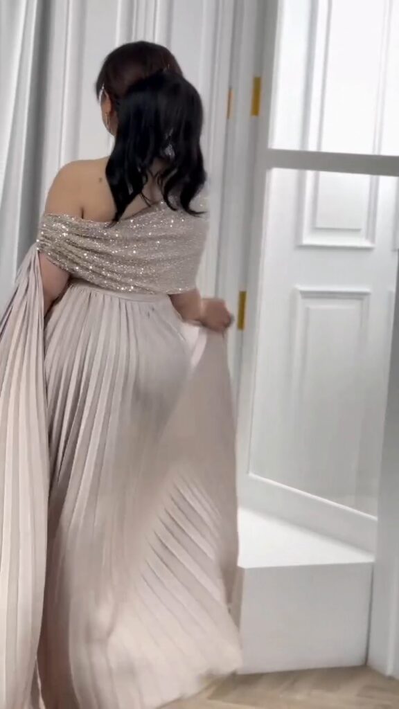 ⁦فساتين حوامل للسهرة⁩ - الصورة ⁦6⁩