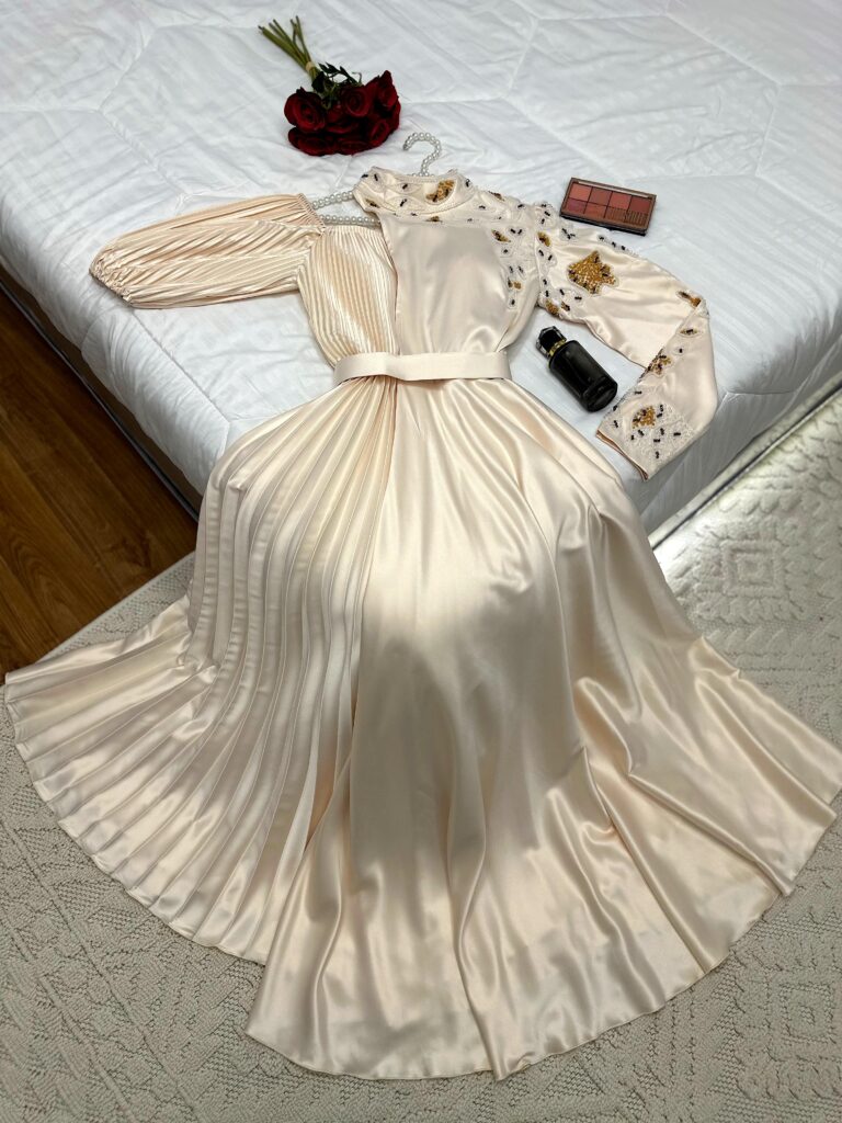 ⁦احلي فساتين نسائية⁩ - الصورة ⁦3⁩