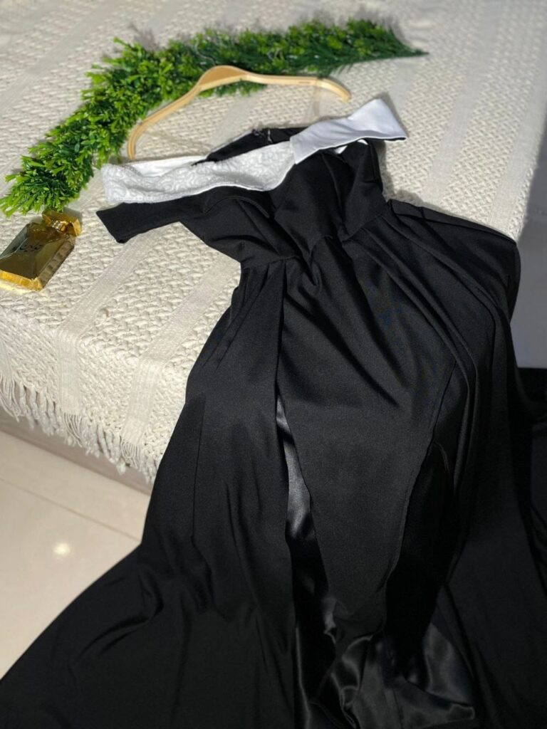 فساتين بذيل طويل